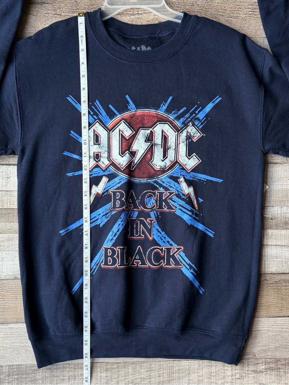 AC/DC Back in Black Graphic Crewneck Sweatshirt Navy Fleece NWT Small Unisex - Picture 11 of 13